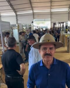 Itamar Borges participa da abertura da Agrishow, em Ribeirão Preto