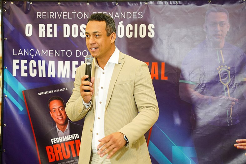 Reirivelton Fernandes lança livro “Fechamento Brutal” neste sábado no Riopreto Shopping